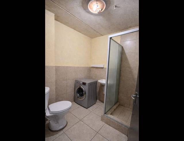 2 BEDROOM COMPLEX FOR SALE IN JABULANI